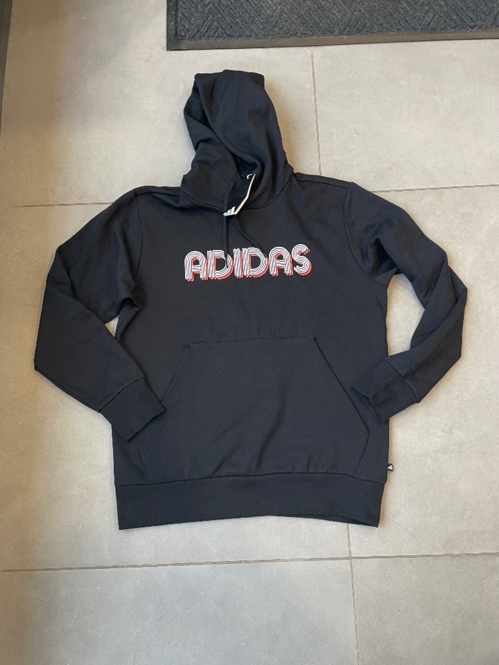 Adidas Hoodie Signature Contrasted Size L-XL Men’s Stretchable